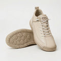 Sandbeige